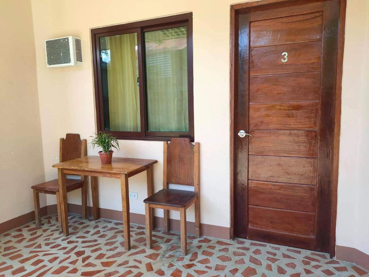 Two Season Tourist Inn San Vicente  Buitenkant foto